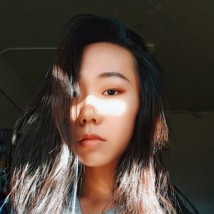 Meet your Posher, Iris